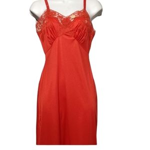 Sexy New Vintage Full Red Lacey Nylon Slip sz 32